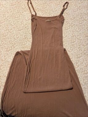classic knee length dresses Lennox Midi Dress, Black / XX Large Bardot Ivana Georgette Ruffle heavenlyblue Color:Lavender (8th Grade) Look your best in